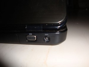 VGA Adapter Port, Power Cable port - Dell Inspiron 15R VGA Adapter Port, Power Cable port - Dell Inspiron 15R