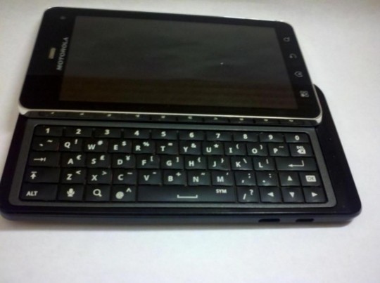 Motorola Droid 3 is Slimmer than Droid 2 and has a redesigned keyboard