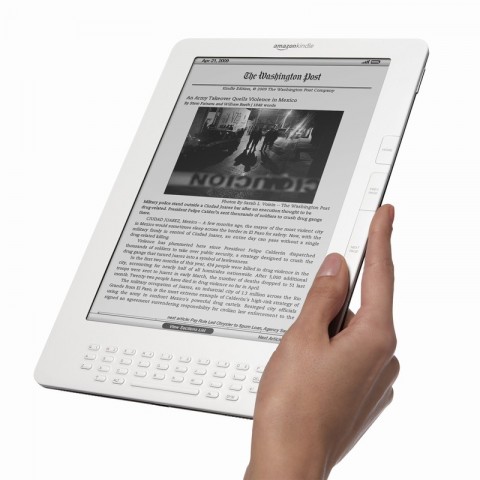 Amazon Kindle 3g + Wi-Fi available at $139