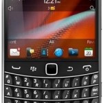 Blackberry Bold 9900 - Front View
