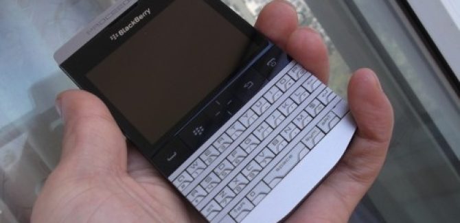 BlackBerry Bold 9980 